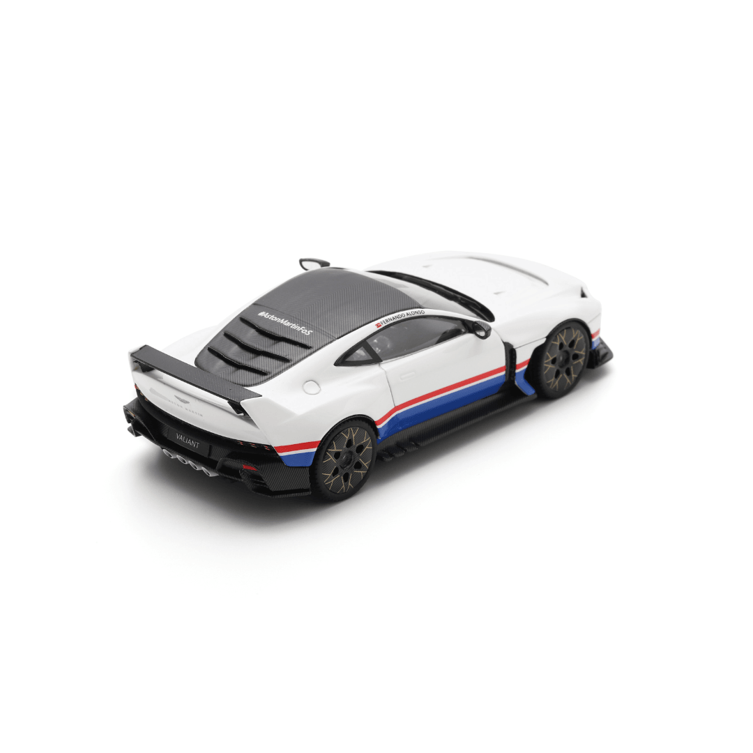 Aston Martin Valiant Goodwood 2024 - 1:43 Spark Model Car