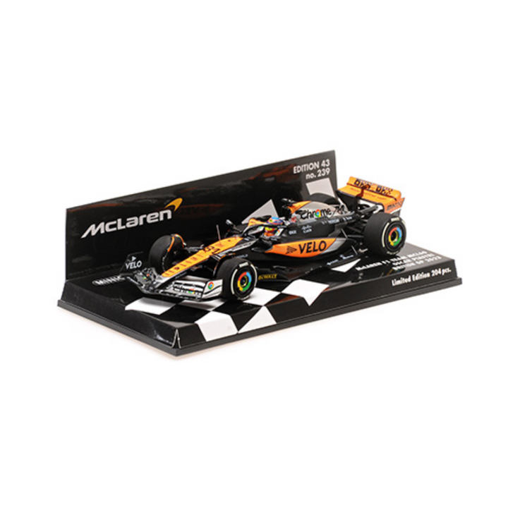 McLaren MCL60 | British GP 2023 Chrome Livery Model Car Oscar Piastri - Minichamps