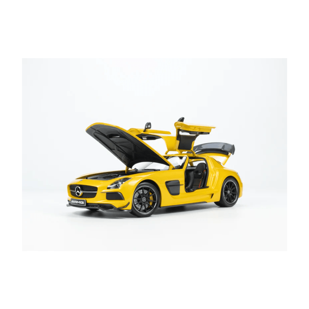 Mercedes-Benz AMG SLS Black Series Gold Color - CLDC Exclusive - 1/18 Minichamps Model Car