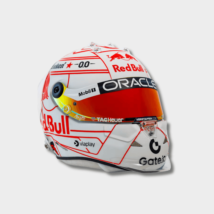 Max Verstappen Helmet Japanese GP 2025 - Oracle Red Bull Racing - 1/2 Schuberth Helmets Model