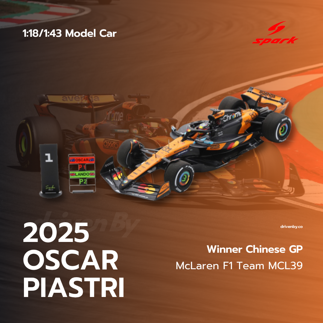 Oscar Piastri – Chinese GP 2025 Winner McLaren F1 Team MCL39 Model Car with Pit Board - Spark Model