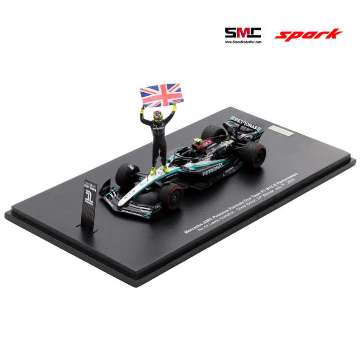 Lewis Hamilton - British GP 2024 Special Figure Edition (With Flag) Mercedes F1 W15 1:43 Spark Model Car