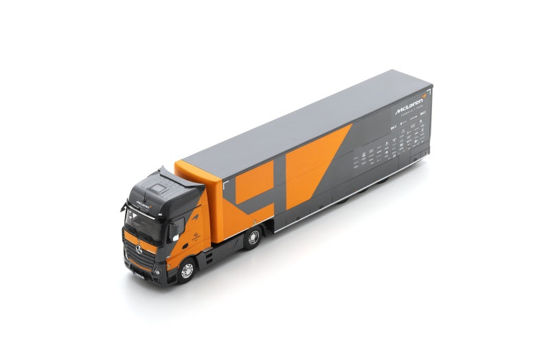 Mercedes Actros Truck McLaren F1 team Lando Norris & Oscar Piastri - Spark Model
