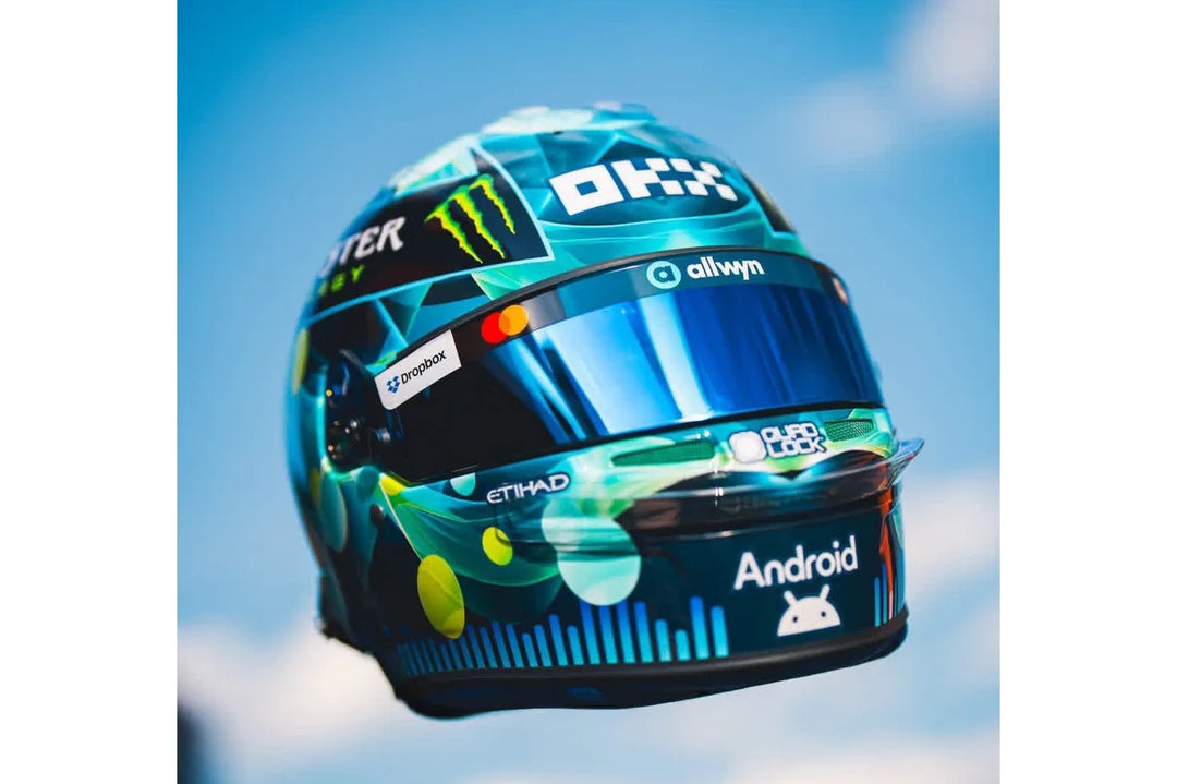 Oscar Piastri Helmet Austrian GP 2026 McLaren Mastercard F1 Team - Spark 1:5 Helmet