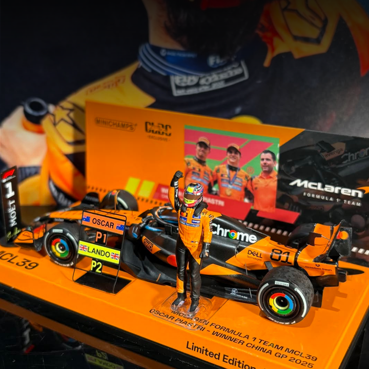 Oscar Piastri Winner Chinese GP Model Car -  McLaren F1 MCL39  2025 Limited Edition | 1:43 Minichamps Model Car