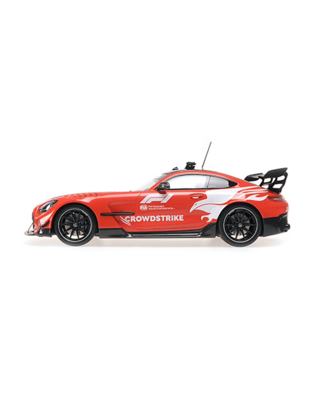2022 FORMULA 1 - SAFETY CAR MERCEDES-AMG GT BLACK SERIES MINICHAMPS 1:18 Model Car