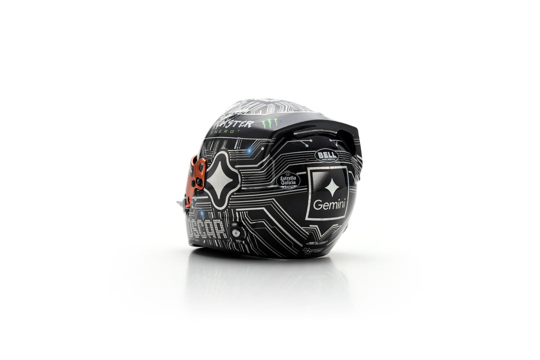 Oscar Piastri Helmet US GP 2025 McLaren F1 Team - Spark 1:5 Helmet