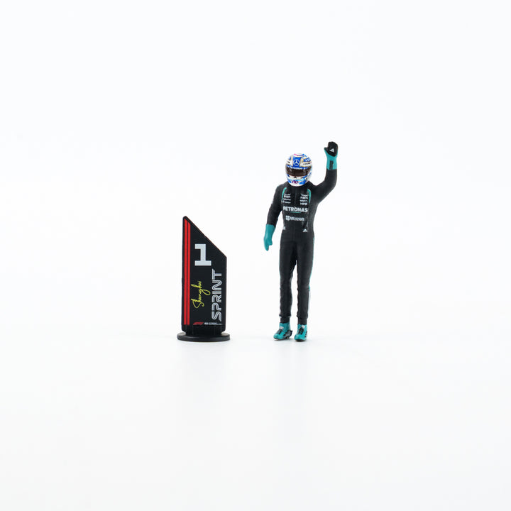 Scale 1:64 George Russell Sprint victory Chinese GP 2026 Mercedes W17 With Figurine &amp; Pitboards- 1:64 Minichamps Model Car