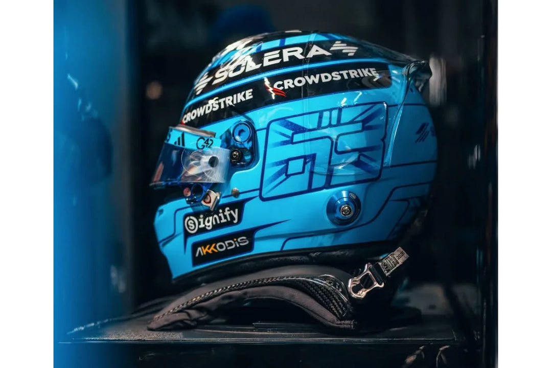 George Russell Helmet British GP 2026 Mercedes-AMG PETRONAS Formula One Team - Spark 1:5 Helmet