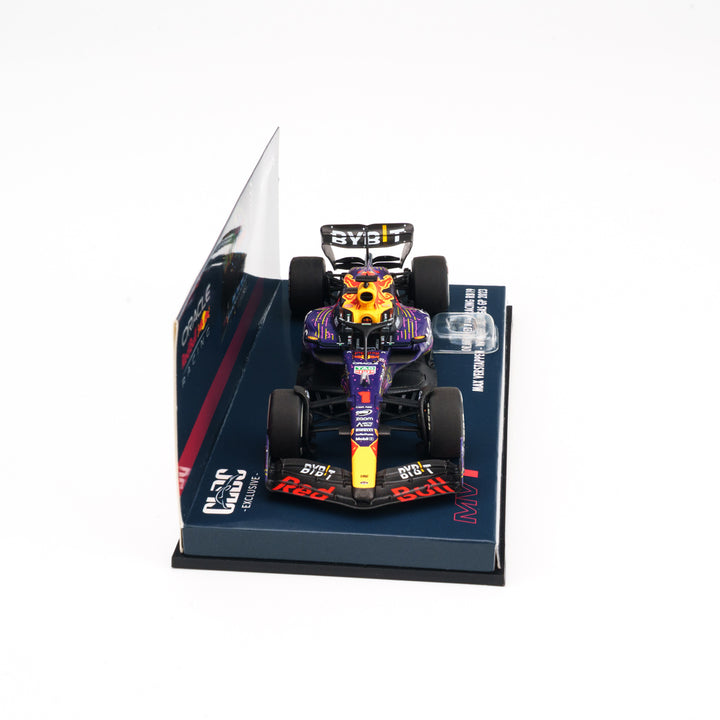 Max Verstappen Red Bull RB19 Winner Vegas GP 2023 With Figurine &amp; Pitboards 1:43 Minichamps Model Car