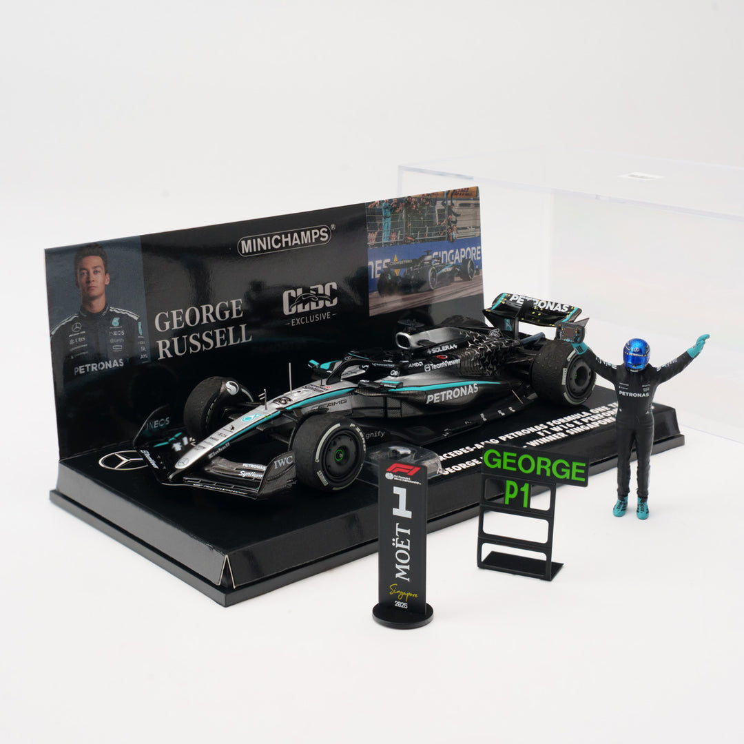 George Russell Winner Singapore GP 2025 Mercedes W16 With Figurine &amp; Pitboards- 1:43 Minichamps Model Car