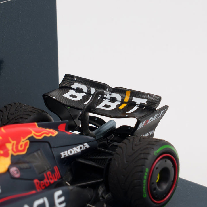 Max Verstappen Red Bull RB20 Winner Brazilian GP 2024 With Figurine &amp; Pitboards 1:43 Minichamps Model Car