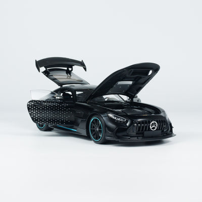 Mercedes-AMG GT Black Series Project One Edition - Minichamps 1:18 Model Car