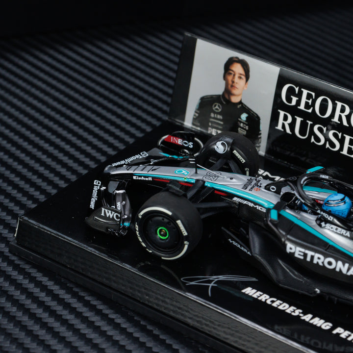George Russell – 2024 Season W15 E Mercedes F1 team – Minichamps Model Car
