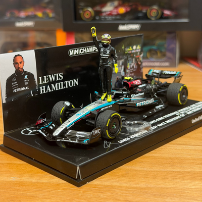 Lewis Hamilton – Abu Dhabi GP 2024 Mercedes AMG W15 With Figurine –  Minichamps Model Car