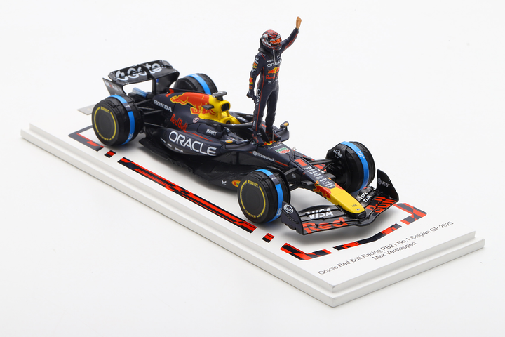 Max Verstappen Red Bull F1 RB21 Belgium GP 2025 Special Figure Edition 1:43 Spark Model Car