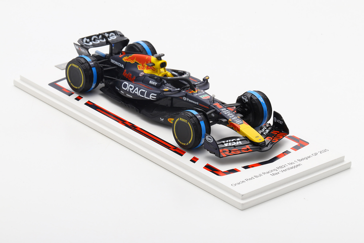 Max Verstappen Red Bull F1 RB21 Belgium GP 2025 Special Figure Edition 1:43 Spark Model Car