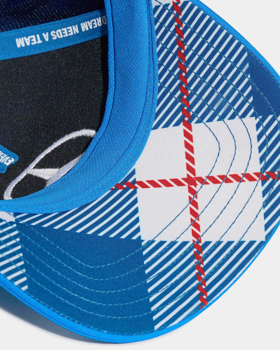 Mercedes-AMG Petronas F1 Team 2026 Blue Wonder Driver Cap