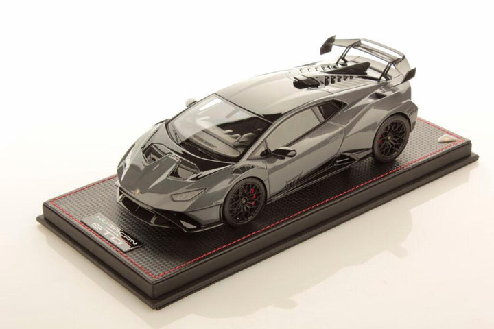 Lamborghini Huracan STO 60th anniversary Grigio Telesto 1:18 Model Car -  MR Collection