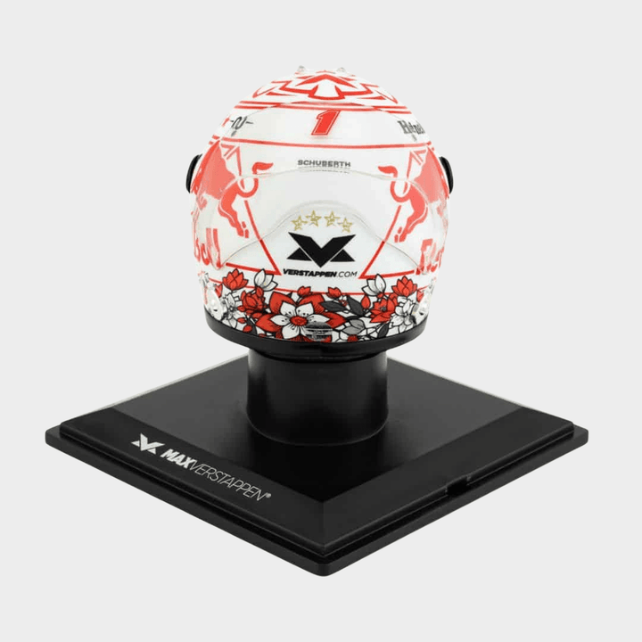 Max Verstappen Japanese GP 2025 - Oracle Red Bull Racing - 1/4 Schuberth Helmets Model
