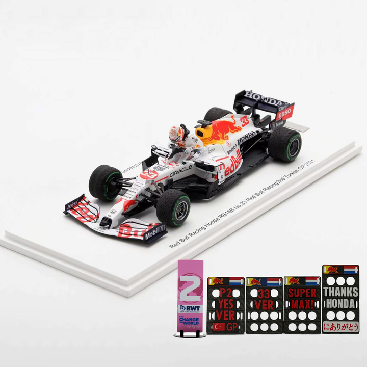 Max Verstappen Red Bull F1 RB16B Turkish GP 2021 Special Figure Edition 1:43 Spark Model Car