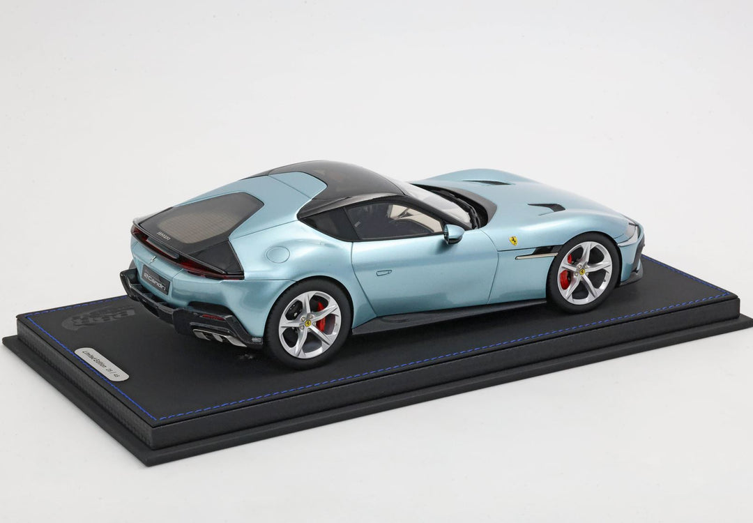 Ferrari 12 Cilindri Panoramic roof Celeste Trevi 1:18 - BBR Model Car