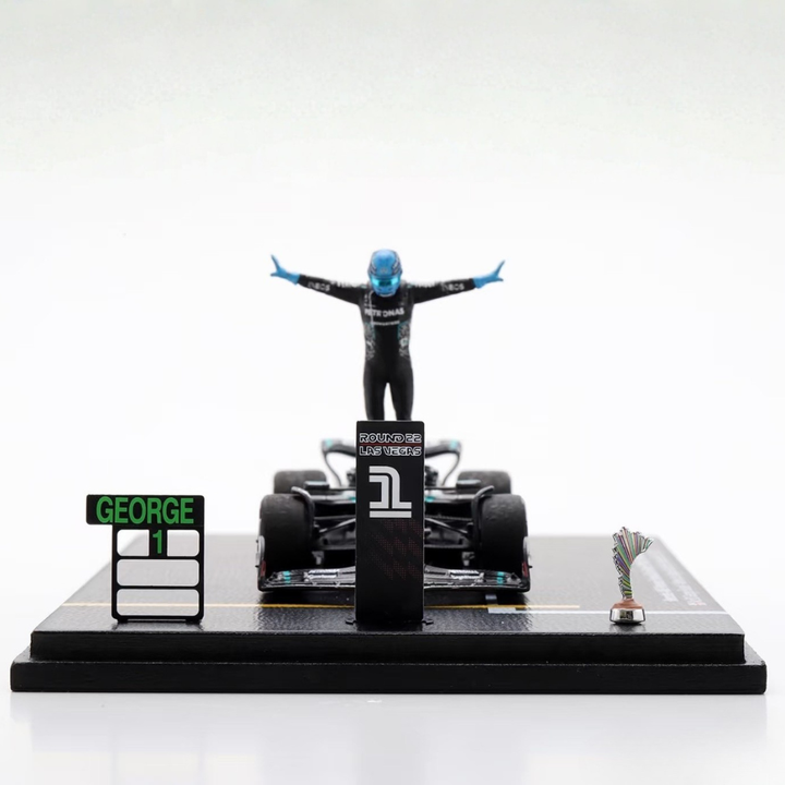 George Russell - Vegas GP Winner 2024 Special Figure Edition Mercedes F1 W15 - 1:43 Spark Model Car