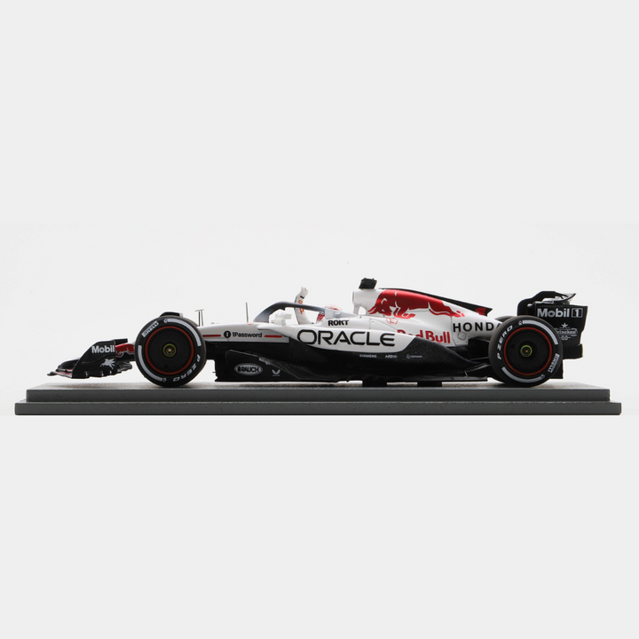 Max Verstappen - Red Bull RB21 Japanese GP 2025 Winner - Special Livery Model Car - Spark Model