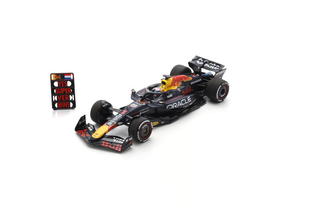 Max Verstappen Abu Dhabi GP 2025 Winner Red Bull RB21 With Pitboard Model Car - Spark Model