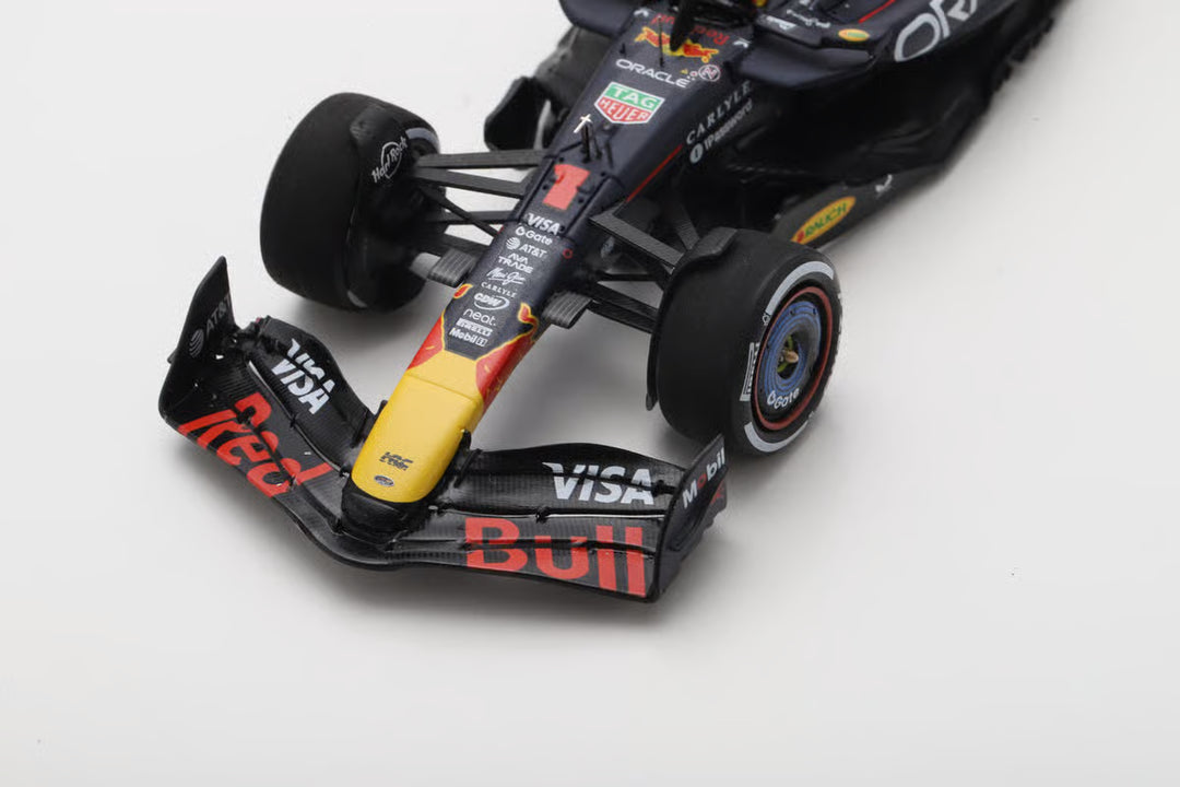 Max Verstappen Abu Dhabi GP 2025 Winner Red Bull RB21 With Pitboard Model Car - Spark Model