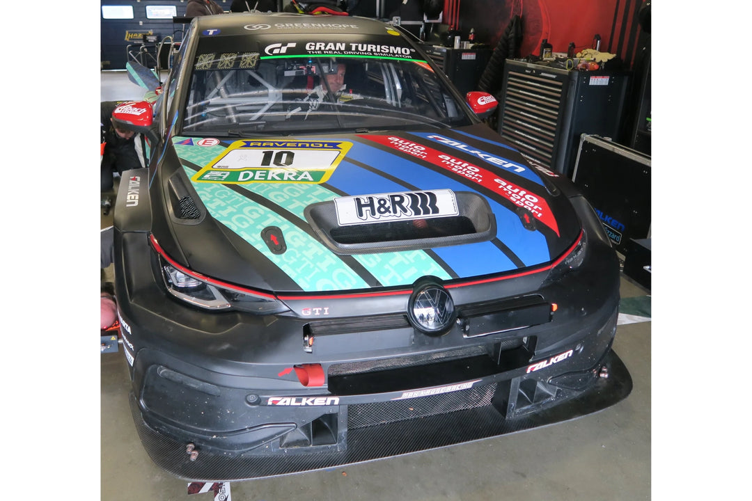 VW Golf GTI Clubsport 24h No.10 Max Kruse Racing 24H Nürburgring 2026 1:43 - Spark Model Car