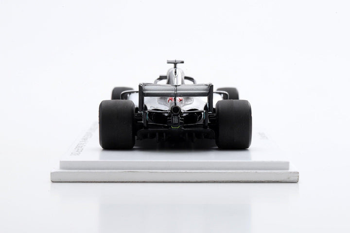Lewis Hamilton  Abu Dhabi GP 2018 FP1 Mercedes F1 W09 Car No:1 Model Car - Spark Model