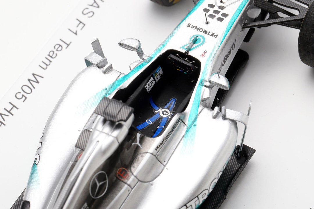 Lewis Hamilton Abu Dhabi GP 2014 World Champion Mercedes F1 W05 (With Pit Board & Figurine ) Model Car - Spark Model