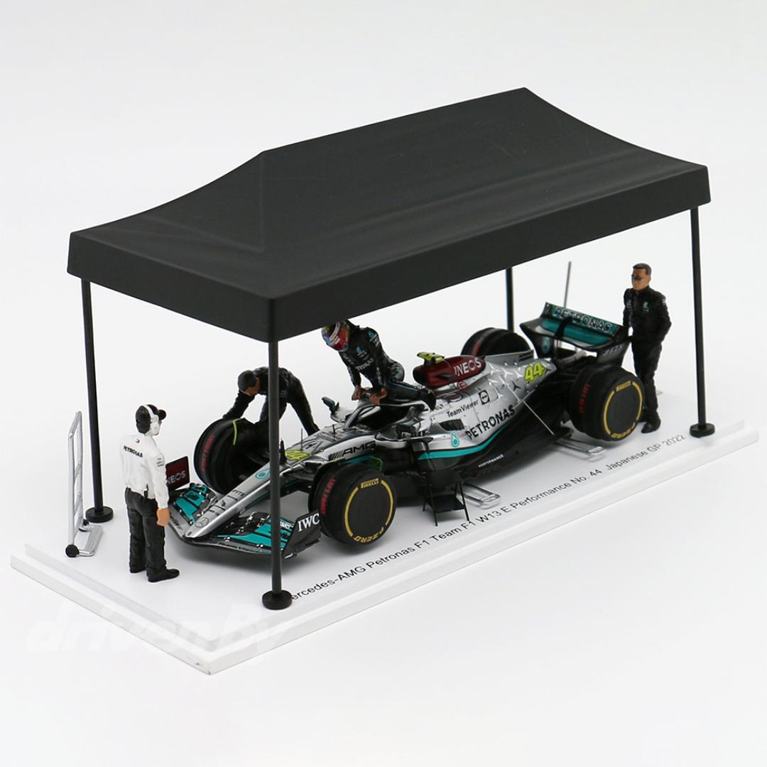 Lewis Hamilton Mercedes F1 W13 E - Japanese GP 2022 Special Edition 1:43 Spark Model Car