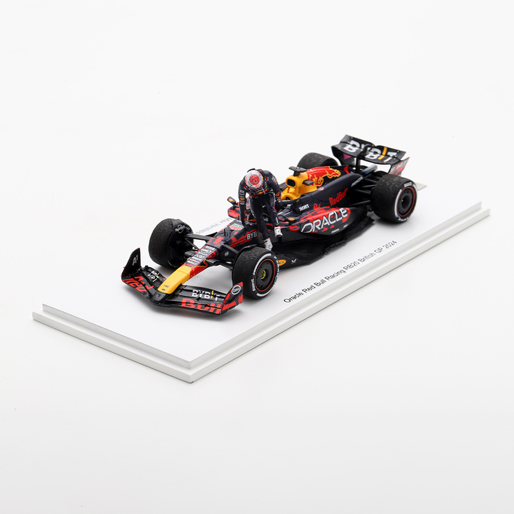Max Verstappen Red Bull F1 RB20 British GP 2024 Special Figure Edition 1:43 Spark Model Car