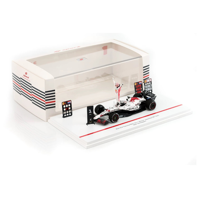 Max Verstappen | Red Bull RB21 Japan GP 2025 Winner Special Livery Limited Edition | 1:43 Spark Model Car