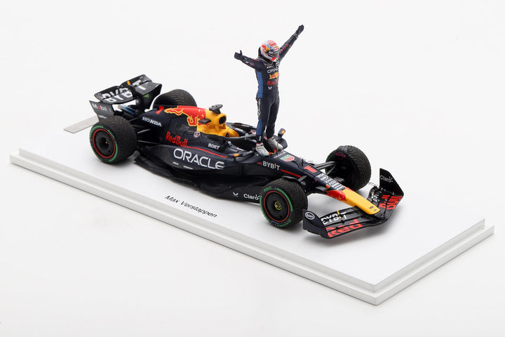 Max Verstappen Red Bull F1 RB20 Brazil GP Winner 2024 World Champion Special Figure Edition 1:43 Spark Model Car