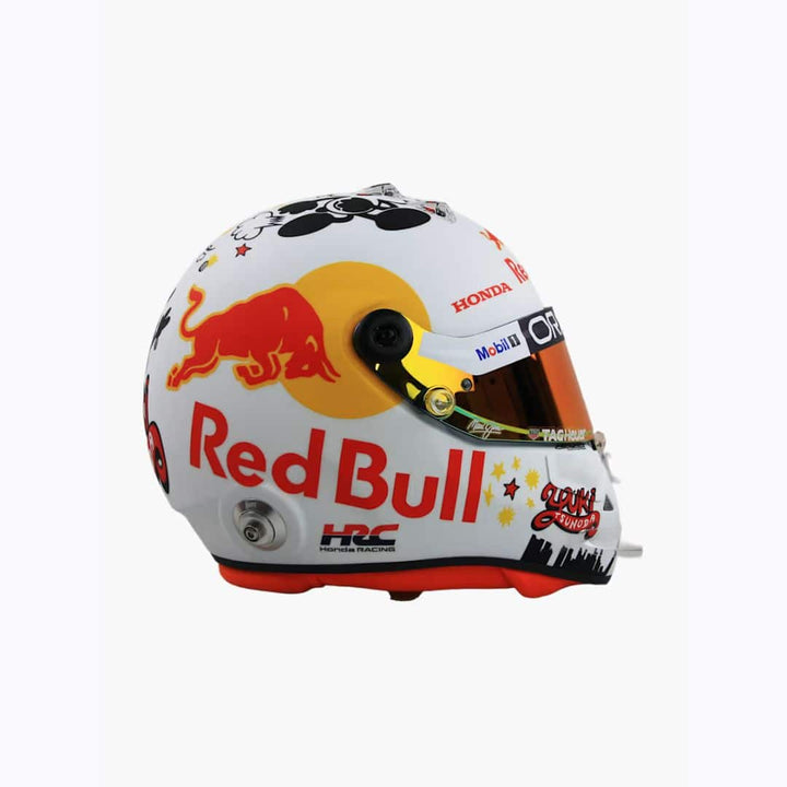 Yuki Tsunoda Helmet Singapore GP 2025 - Red Bull Racing - Schuberth Helmets Model