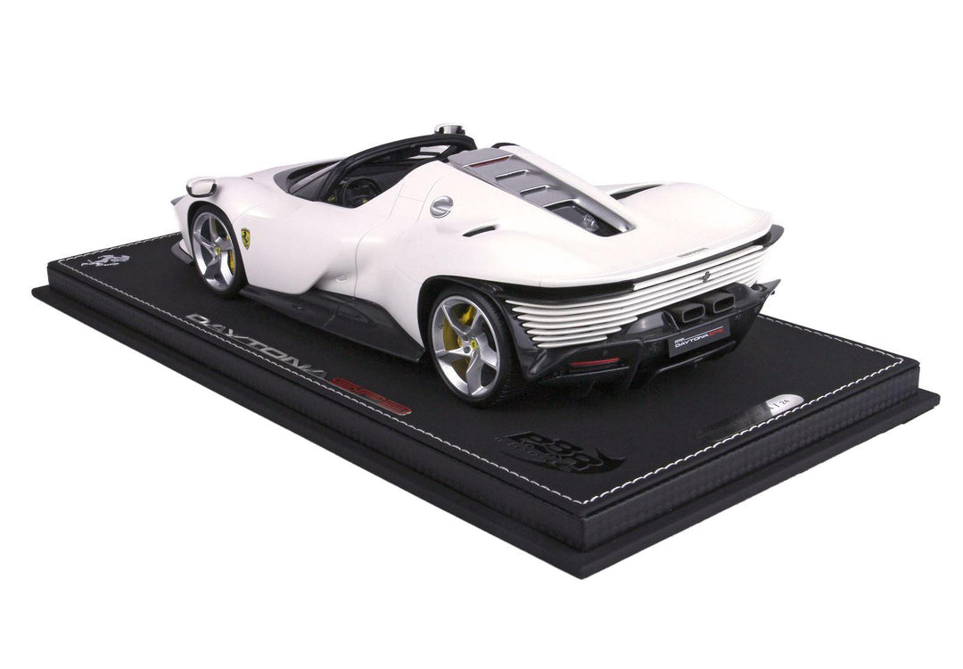 Ferrari Daytona SP3 Icona Metallic Matt Italian White 1:18 - BBR