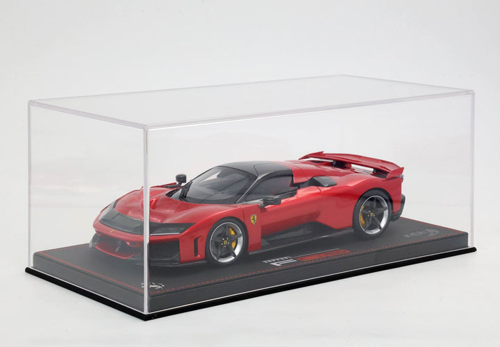 Ferrari F80 carbon optional Rosso Supercar 1:18 - BBR Model Car