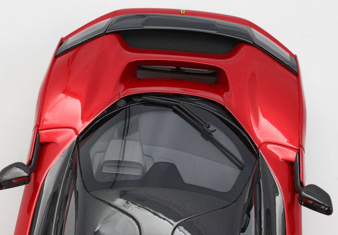 Ferrari F80 carbon optional Rosso Supercar 1:18 - BBR Model Car