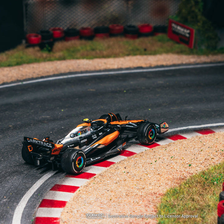 Scale 1:64 - Lando Norris MCL60 Chrom Livery 2023 British GP Show Car - Tarmac Works