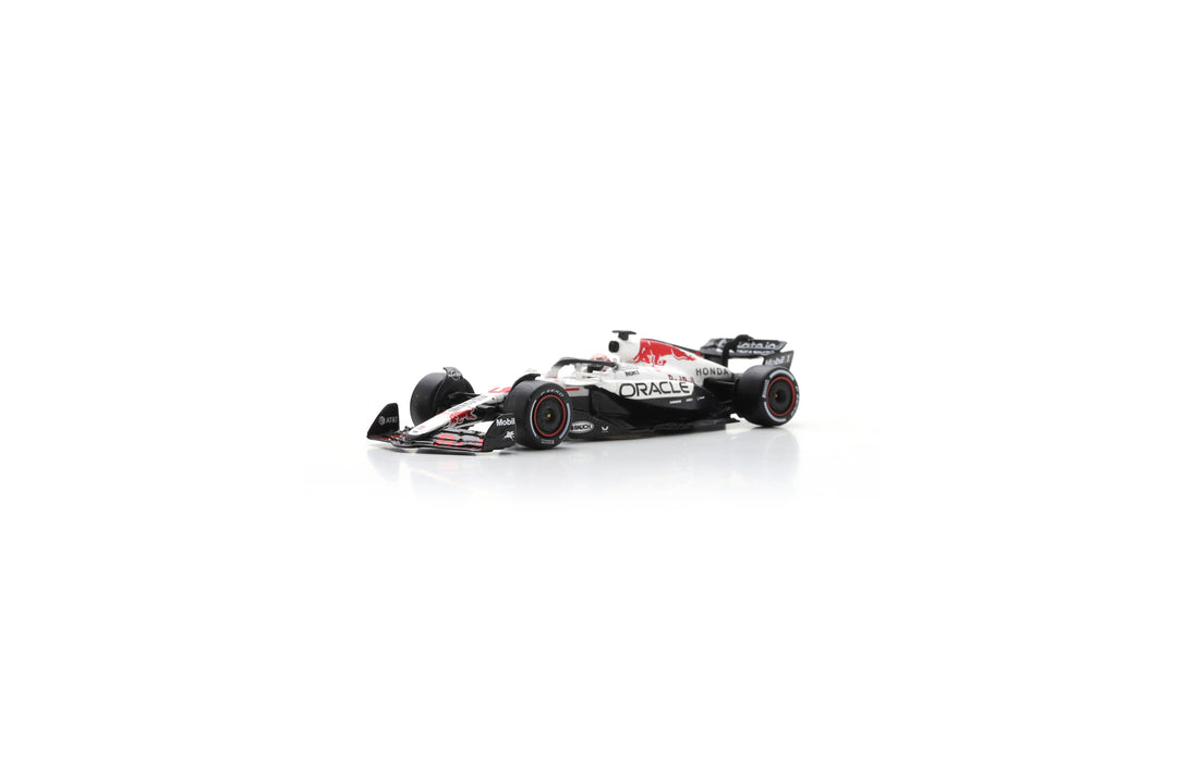 Red Bull Racing RB21 Japan Special Livery - Max Verstappen &amp; Yuki Tsunoda – Japanese GP 2025 Model Car Scale 1:64 Sparky