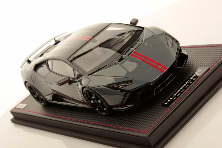 Lamborghini Huracan STO 60th anniversary Grigio Telesto 1:18 Model Car -  MR Collection
