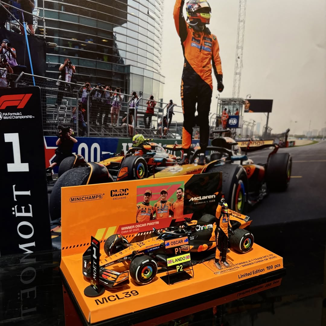 Oscar Piastri Winner Chinese GP Model Car -  McLaren F1 MCL39  2025 Limited Edition | 1:43 Minichamps Model Car