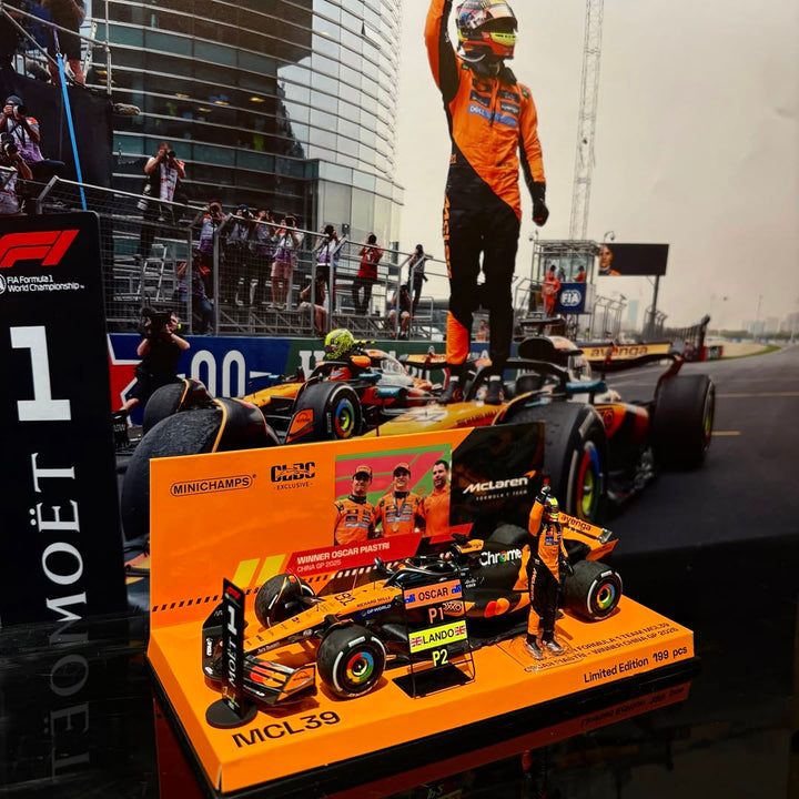 Oscar Piastri Winner Chinese GP Model Car -  McLaren F1 MCL39  2025 Limited Edition | 1:43 Minichamps Model Car