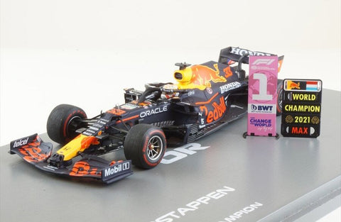 Red Bull Racing Honda RB16B Abu Dhabi GP World Champion Edition With No.1 Board and Pit Board- Max Verstappen - Spark Models